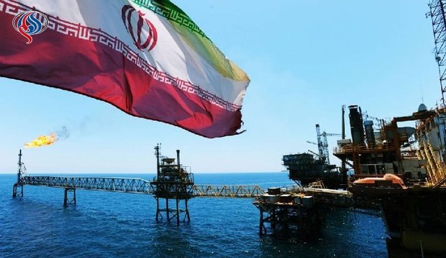 عربستان به این دلیل نمی‌تواند خلأ نفت ایران را جبران کند