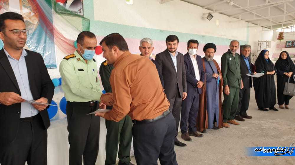 جشن باشکوه گرامیداشت مقام معلم در لنده+تصاویر جشن باشکوه گرامیداشت مقام معلم در لنده+تصاویر