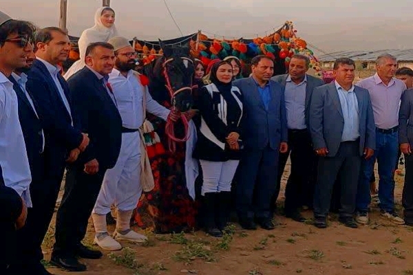 شوسواره «سنت ماندگار»؛ احیای فرهنگ لری در میدان خانواده و اصالت + تصاویر