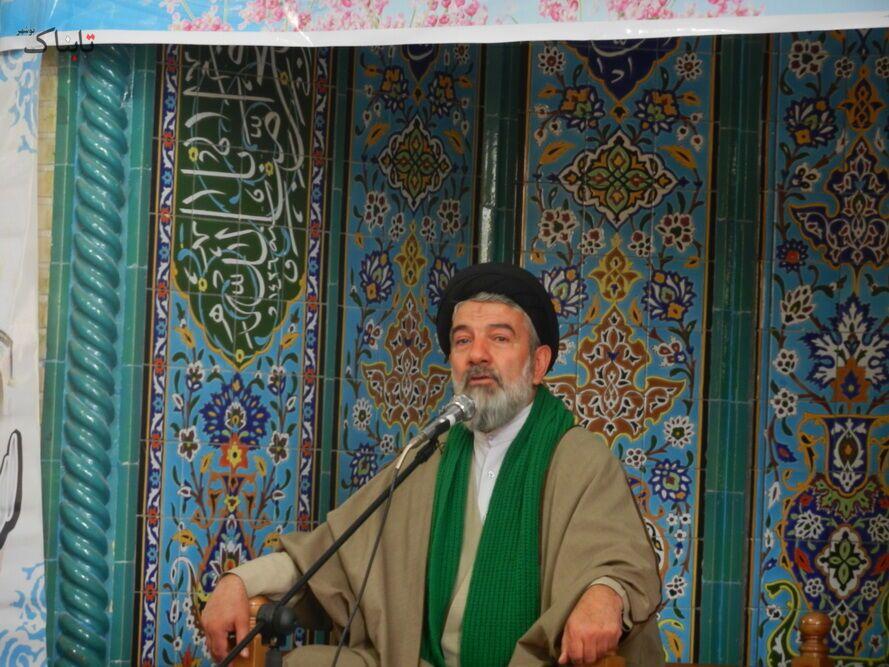 ملت ایران از خونخواهی رهبر شهید عقبنشینی نمیکند/ ترامپ محکوم به نابودی است ملت ایران از خونخواهی رهبر شهید عقبنشینی نمیکند/ ترامپ محکوم به نابودی است