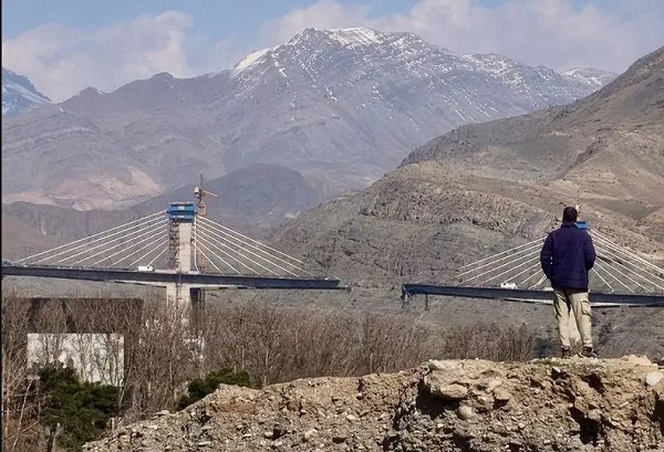 هزینه چند هزار میلیاردی برای بازسازی پل B۱ کرج/ هزینه چند هزار میلیاردی برای بازسازی پل B۱ کرج/